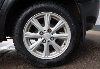 Подержанный автомобиль LADA (ВАЗ) Kalina Hatchback 2012 года (9 фото)