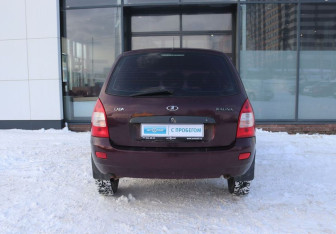 Подержанный автомобиль LADA (ВАЗ) Kalina Wagon 2011 года (4 фото)