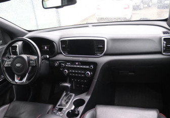 Подержанный автомобиль Kia Sportage 2021 года (11 фото)