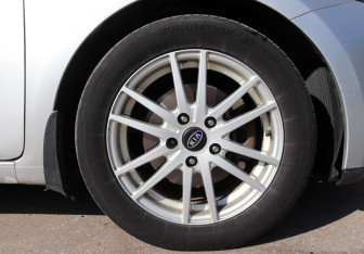 Подержанный автомобиль Kia Ceed Hatchback 2012 года (9 фото)