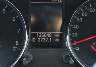 Подержанный автомобиль Nissan Qashqai 2013 года (14 фото)