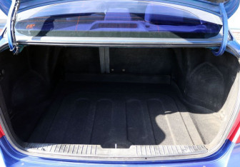 Подержанный автомобиль Chevrolet Lacetti Sedan 2005 года (11 фото)