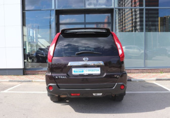 Подержанный автомобиль Nissan X-Trail 2012 года (4 фото)