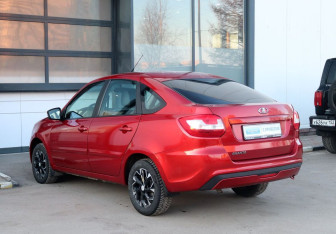Подержанный автомобиль LADA (ВАЗ) Granta Liftback 2022 года (4 фото)