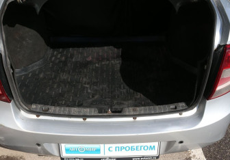 Подержанный автомобиль LADA (ВАЗ) Granta Sedan 2013 года (15 фото)