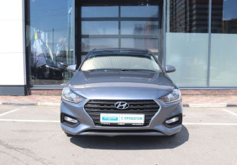 Подержанный автомобиль Hyundai Solaris Sedan 2019 года (8 фото)