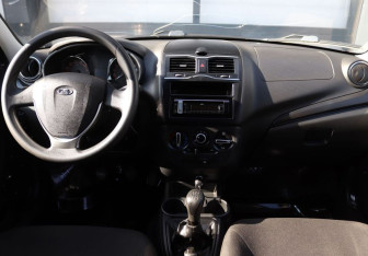 Подержанный автомобиль LADA (ВАЗ) Granta Hatchback 2018 года (15 фото)