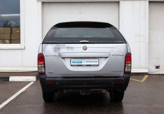 Подержанный автомобиль SsangYong Actyon Sports 2008 года (4 фото)