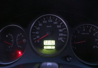 Подержанный автомобиль Subaru Forester Suv 2006 года (17 фото)