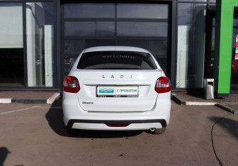 Подержанный автомобиль LADA (ВАЗ) Granta Liftback 2023 года (4 фото)