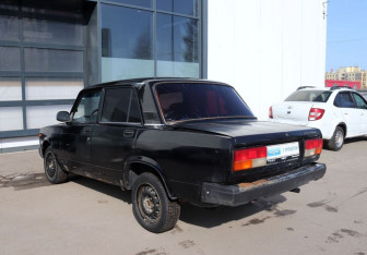 Подержанный автомобиль LADA (ВАЗ) 2107 2010 года (5 фото)