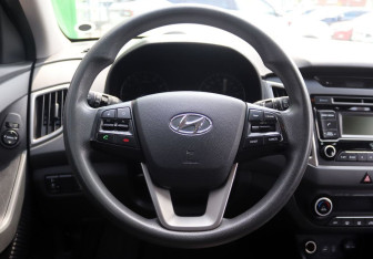 Подержанный автомобиль Hyundai Creta 2016 года (13 фото)