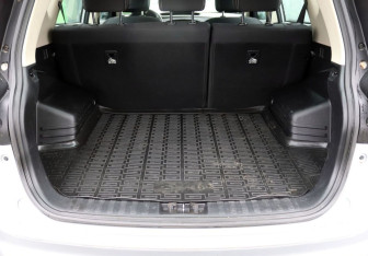 Подержанный автомобиль Geely Emgrand X7 2018 года (17 фото)