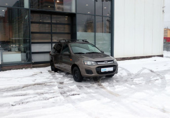 Подержанный автомобиль LADA (ВАЗ) Kalina Wagon 2014 года (7 фото)