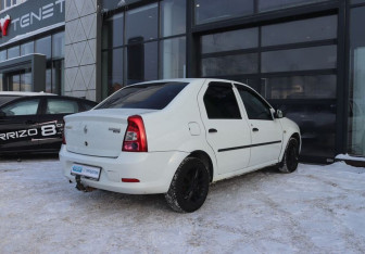 Подержанный автомобиль Renault Logan Sedan 2011 года (5 фото)