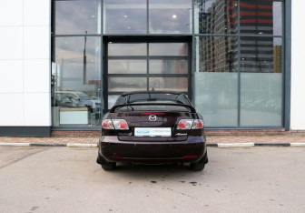 Подержанный автомобиль Mazda 6 Liftback 2007 года (4 фото)