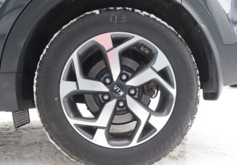 Подержанный автомобиль Kia Sportage 2020 года (9 фото)