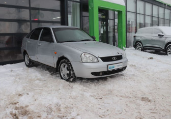 Подержанный автомобиль LADA (ВАЗ) Priora Hatchback 2008 года (7 фото)