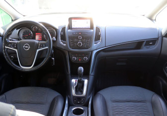 Подержанный автомобиль Opel Zafira Compactvan 2015 года (15 фото)