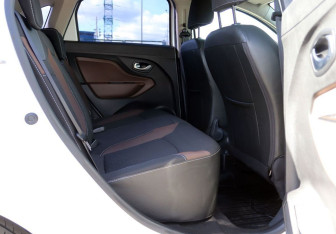 Подержанный автомобиль LADA (ВАЗ) XRAY 2018 года (12 фото)