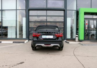 Подержанный автомобиль LADA (ВАЗ) Vesta Sedan 2020 года (4 фото)