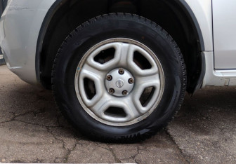 Подержанный автомобиль Nissan Terrano 2017 года (9 фото)