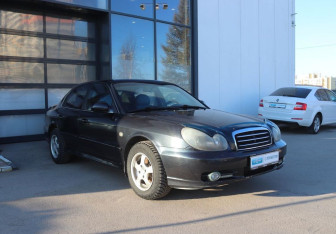 Подержанный автомобиль Hyundai Sonata 2008 года (7 фото)