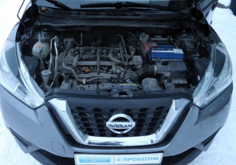 Подержанный автомобиль Nissan Kicks 2018 года (10 фото)