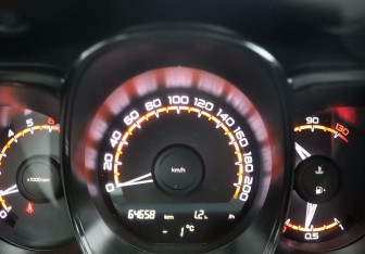 Подержанный автомобиль LADA (ВАЗ) Vesta Sedan 2019 года (17 фото)