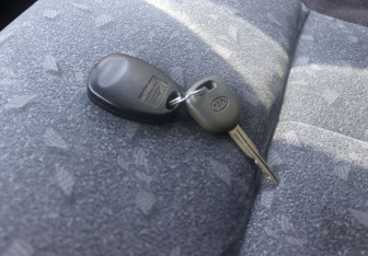 Подержанный автомобиль Kia Spectra Sedan 2006 года (19 фото)