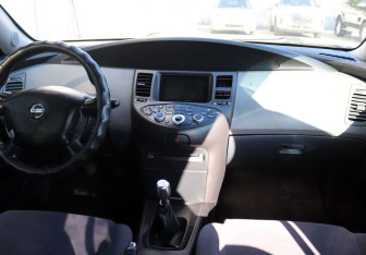 Подержанный автомобиль Nissan Primera Sedan 2005 года (15 фото)