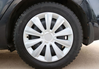 Подержанный автомобиль Kia Rio Sedan 2017 года (9 фото)