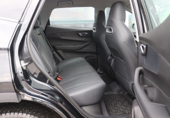 Подержанный автомобиль Chery Tiggo 4 2025 года (10 фото)