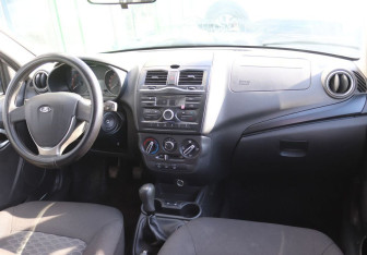 Подержанный автомобиль LADA (ВАЗ) Granta Liftback 2023 года (13 фото)