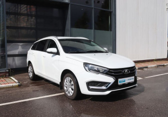 Подержанный автомобиль LADA (ВАЗ) Vesta Wagon 2025 года (7 фото)