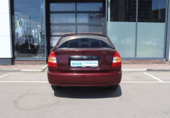 Подержанный автомобиль Hyundai Accent Sedan 2007 года (4 фото)