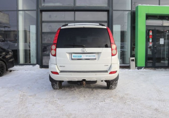 Подержанный автомобиль Great Wall Hover H5 2014 года (4 фото)