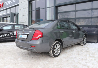 Подержанный автомобиль Lifan Solano 2015 года (5 фото)