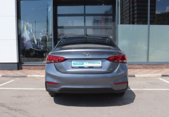 Подержанный автомобиль Hyundai Solaris Sedan 2019 года (4 фото)