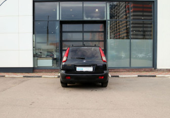 Подержанный автомобиль Daewoo Tacuma 2002 года (4 фото)