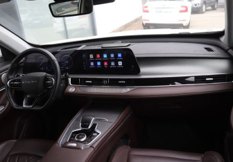 Подержанный автомобиль Chery Tiggo 8 Pro Max 2023 года (13 фото)
