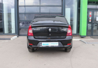 Подержанный автомобиль Renault Logan Sedan 2013 года (4 фото)