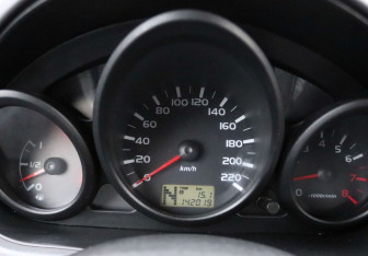 Подержанный автомобиль Mitsubishi Colt Hatchback 2008 года (17 фото)