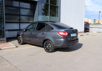 Подержанный автомобиль LADA (ВАЗ) Granta Hatchback 2018 года (3 фото)