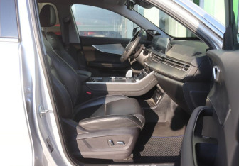 Подержанный автомобиль Chery Tiggo 7 Pro Max 2023 года (12 фото)