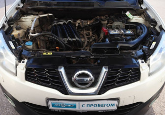 Подержанный автомобиль Nissan Qashqai 2013 года (9 фото)