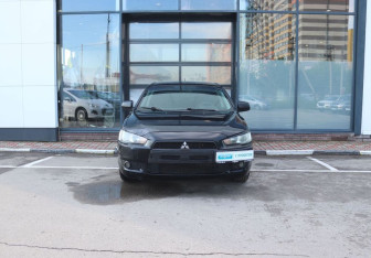 Подержанный автомобиль Mitsubishi Lancer Sedan 2007 года (8 фото)