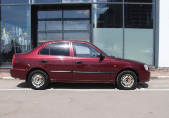 Подержанный автомобиль Hyundai Accent Sedan 2007 года (6 фото)