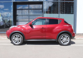 Подержанный автомобиль Nissan Juke 2013 года (2 фото)