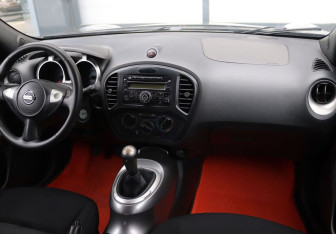 Подержанный автомобиль Nissan Juke 2014 года (14 фото)